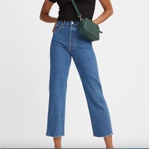 Levi’s Ribcage straight jeans size 27